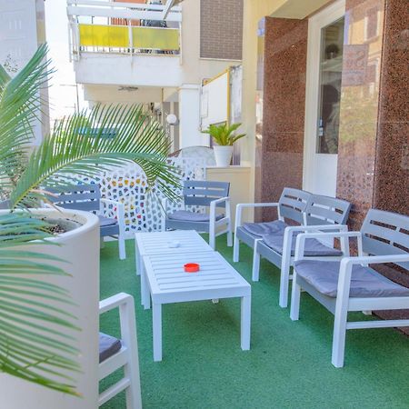 Nautic Beach Hotel Rimini Exteriör bild